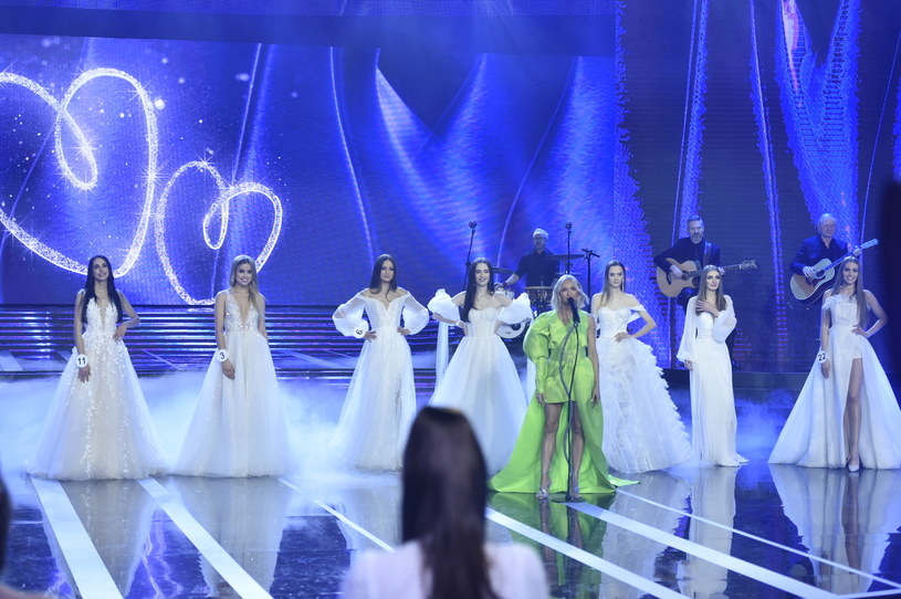 Kandydatki na Miss Polski 2020 w sukniach ślubnych projektu Violi Piekut /Kurnikowski /AKPA