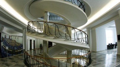 Kandyduje do Senatu, żeby... zrobić partii na złość?