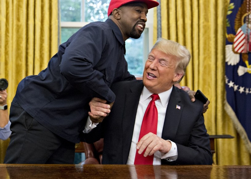 Kanye West jak Donald Trump? Twitter zawiesił konto rapera /Bloomberg /Getty Images