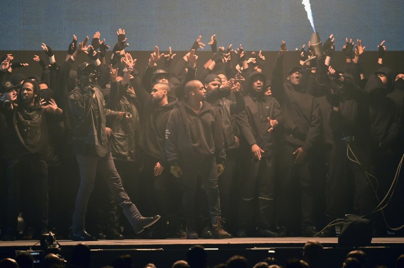 Kanye West w tłumie na BRIT Awards 2015 /Gareth Cattermole /Getty Images
