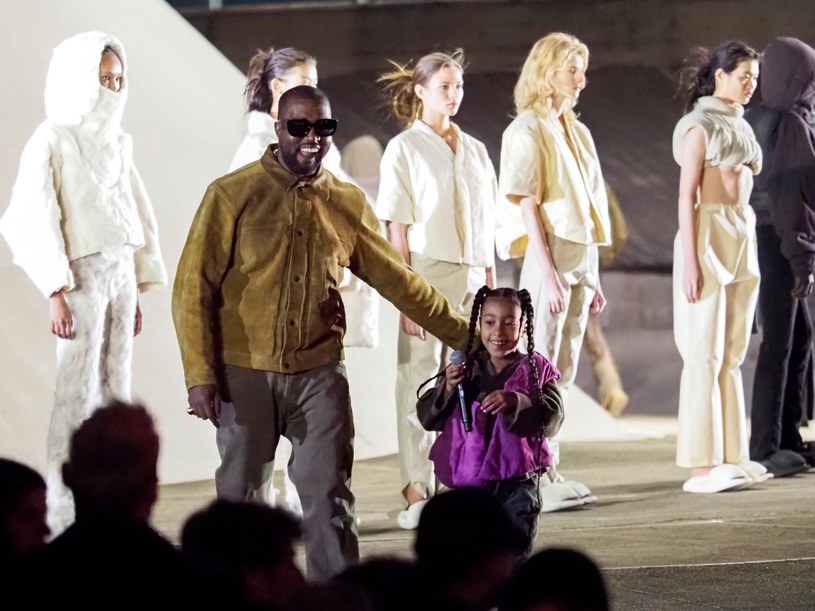 Kanye West z córką /ARNOLD JEROCKI /Getty Images