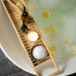Kąpiele mleczne, owsiane i lniane. Naturalne zabiegi, które otulą cię i ukoją
