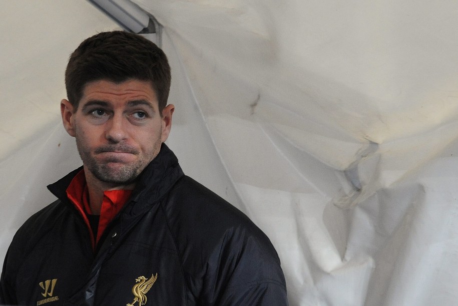 Kapitan piłkarskiego zespołu FC Liverpool Steven Gerrard /PETER POWELL   /PAP/EPA