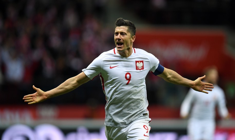 Kapitan reprezentacji Polski Robert Lewandowski /Shutterstock