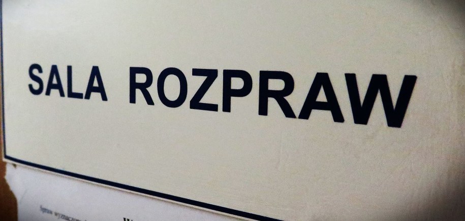 Kara więzienia dla 23-latki z Białegostoku. Kilka razy pchnęła nożem znajomą /Jacek Skóra /RMF FM
