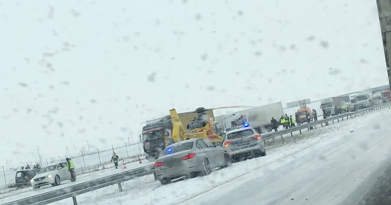 Karambol na A1 na woj. kujawsko-pomorskie /Gorąca Linia RMF FM