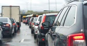 Karambol na A2. Zderzyło się siedem aut