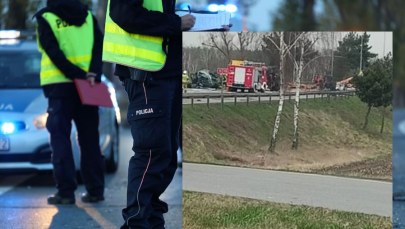 Karambol na DK 11. Z lory wysypało się drewno, są ranni