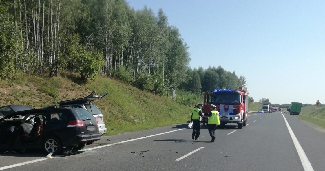 Karambol na krajowej "16" /KMP w Olsztynie /Policja