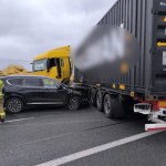 Karambol na Obwodnicy Trójmiasta, tir w poprzek drogi. Ogromne utrudnienia  