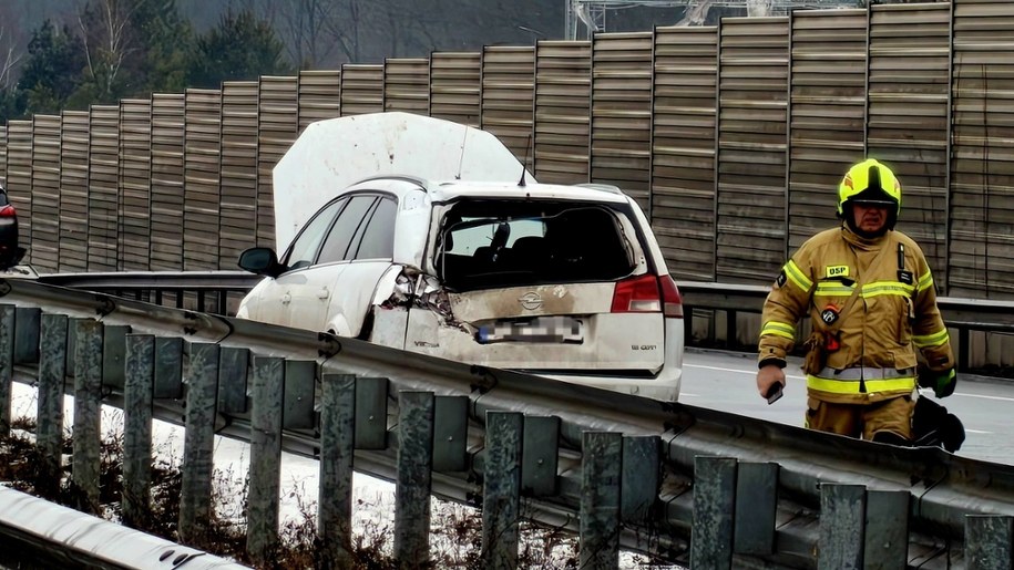 Karambol na S3 w województwie dolnośląskim, 21 lutego 2026 /Komenda Powiatowa Państwowej Straży Pożarnej w Polkowicach /Państwowa Straż Pożarna