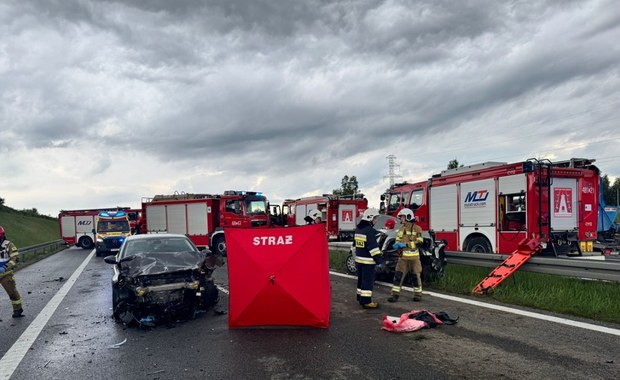 Karambol na S7. Jedna osoba nie żyje