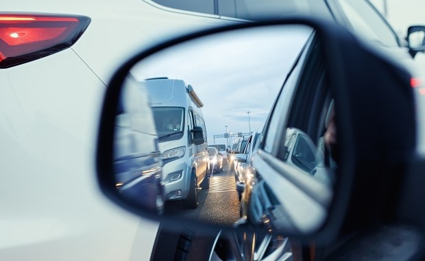 Karambol na S8 w Warszawie