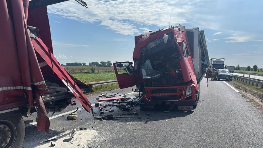 Karambol na S8 /Komenda Powiatowa Policji w Oleśnicy /