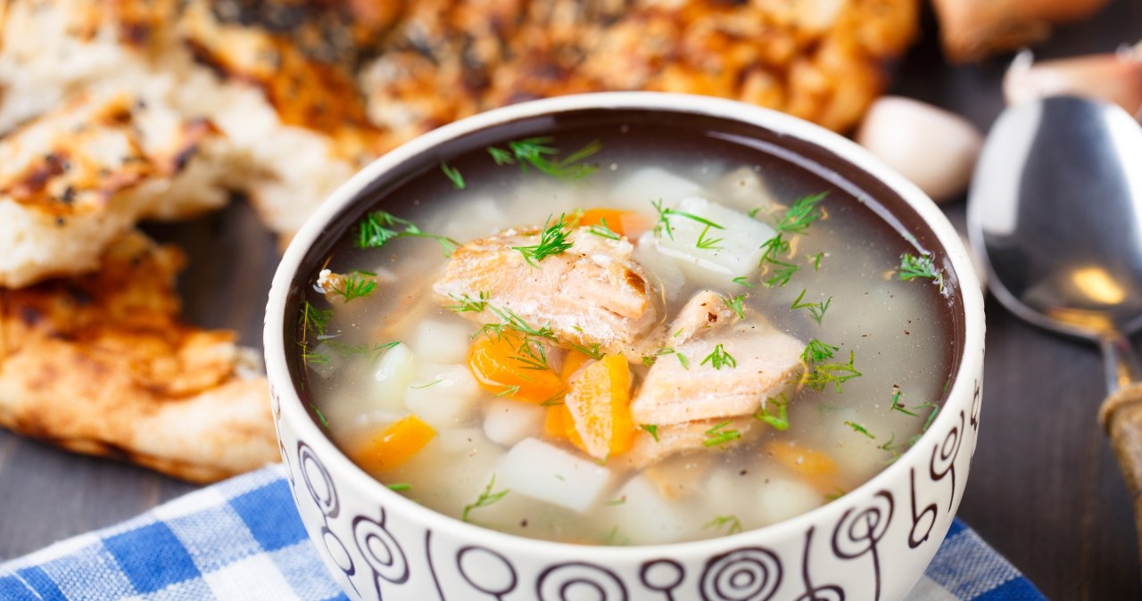 Karaś to dobra baza do zupy rybnej i bulionu /Ivan Danik /123RF/PICSEL