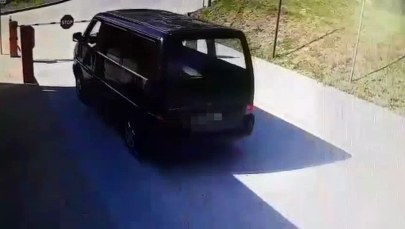 Karawan jechał wężykiem. Kierowca zakładu pogrzebowego miał ponad 3 promile