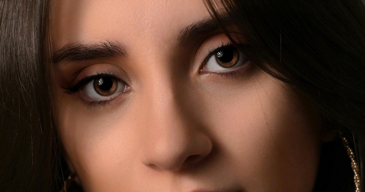 Karboksyterapia zwalczy cienie i zmarszczki pod oczami /Chalo Garcia /pexels.com