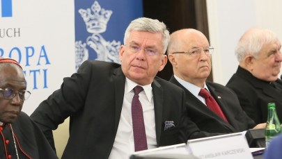 Karczewski do rezydentów: Myślenie o pieniądzach nie jest w życiu najważniejsze