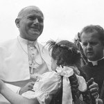 Kard. Dziwisz: Jan Paweł II nie przestaje przemawiać, inspirować, wskazywać drogę
