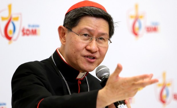 Kard. Luis Antonio Tagle ma koronawirusa. Czy mógł zarazić papieża?
