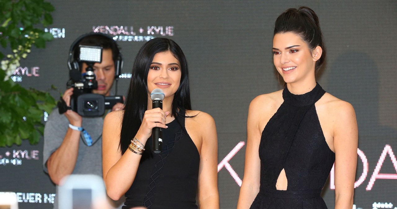 Kardashianki na spotkaniu z fanami /Scott Barbour /Getty Images