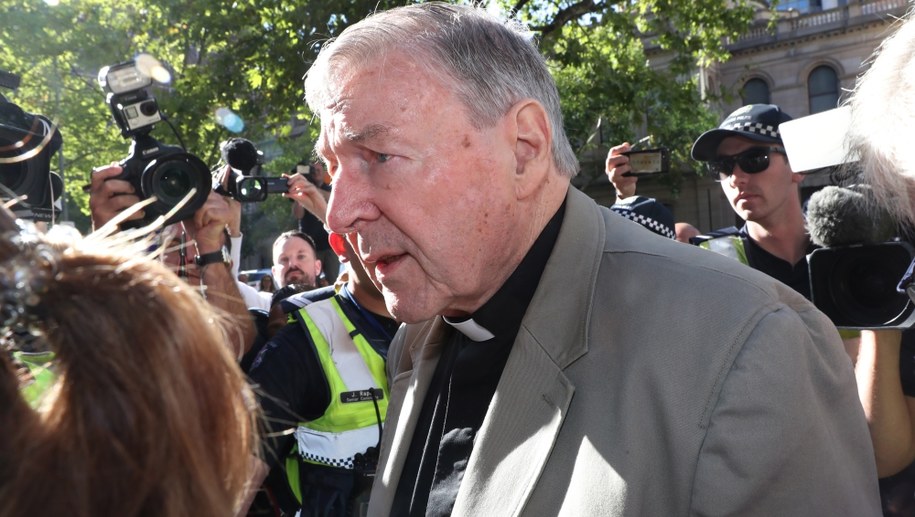 Kardynał George Pell /DAVID CROSLING /PAP/EPA