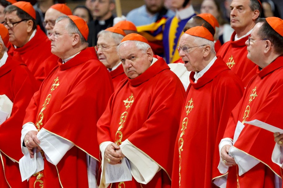 Kardynałowie w Watykanie /Fabio Frustaci /PAP/EPA