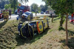 Karetka, która wiozła rannych z wypadku na S-17, zderzyła się z autem 
