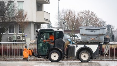 Karetki nie mogą dojechać do pacjentów. Skutki gołoledzi
