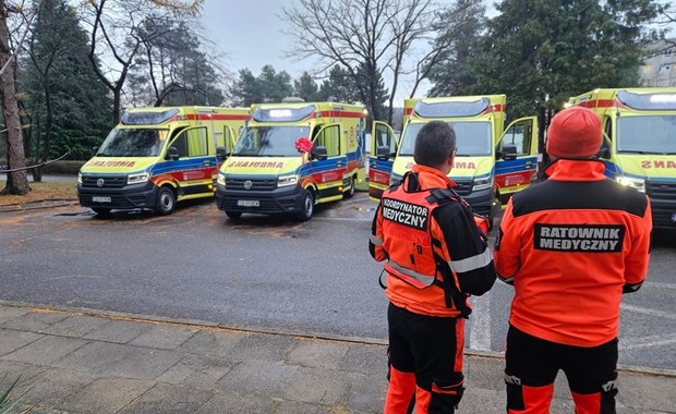 Karetki w zabudowie kontenerowej trafiły do Szpitali Pomorskich