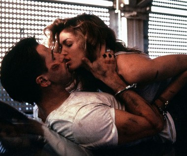 Kariery w kinie jednak nie zrobiła. Jedyny poważny ekranowy występ zaliczyła we wspomnianym 1995 roku, kiedy otrzymała główną rolę w filmie "Czysta gra". Zagrała tam mieszkającą na Florydzie adwokat, która przekonuje się, że ktoś czyha na jej życie. Prześladowcami są agenci KGB w Ameryce, których plany nieświadomie pokrzyżowała. Jedynym jej obrońcą okazuje się policjant z departamentu zabójstw (William Baldwin).