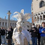 Karnawał w Wenecji rozpoczęty. Do miasta przybyło 50 tys. osób