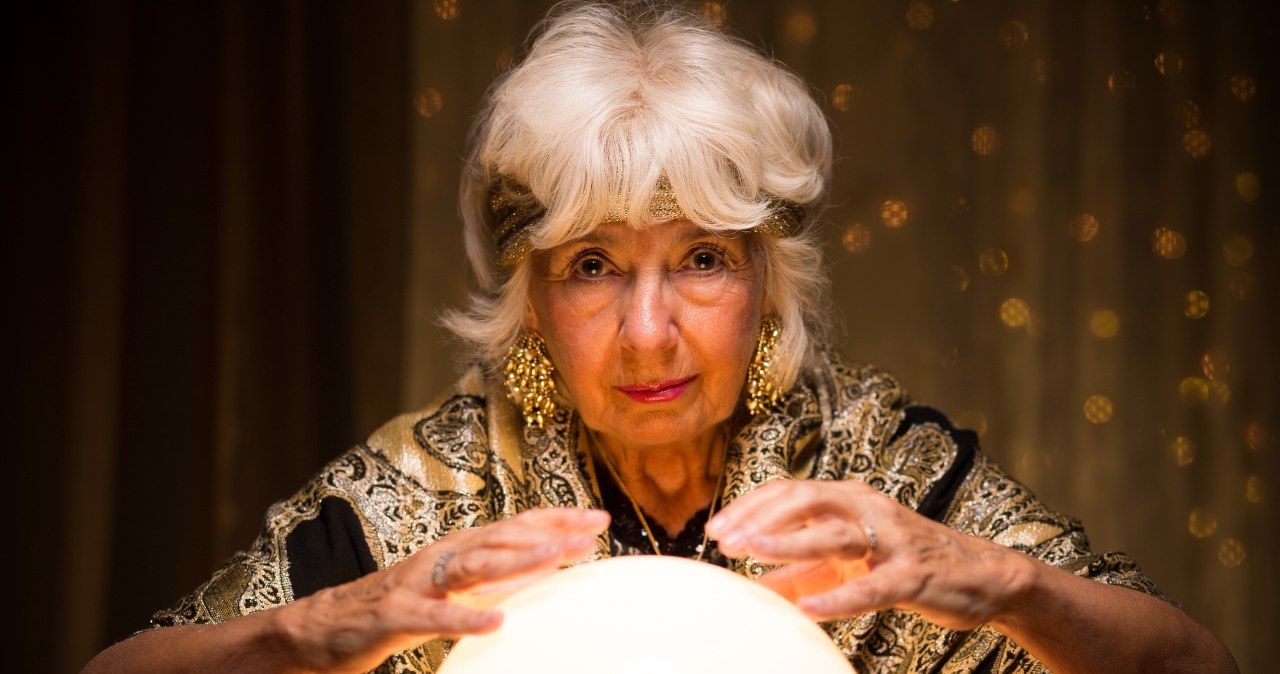 Karnawałowa wróżba pokaże, jaka będzie reszta roku. Sprawdź, co cię czeka w 2026. /Pixel