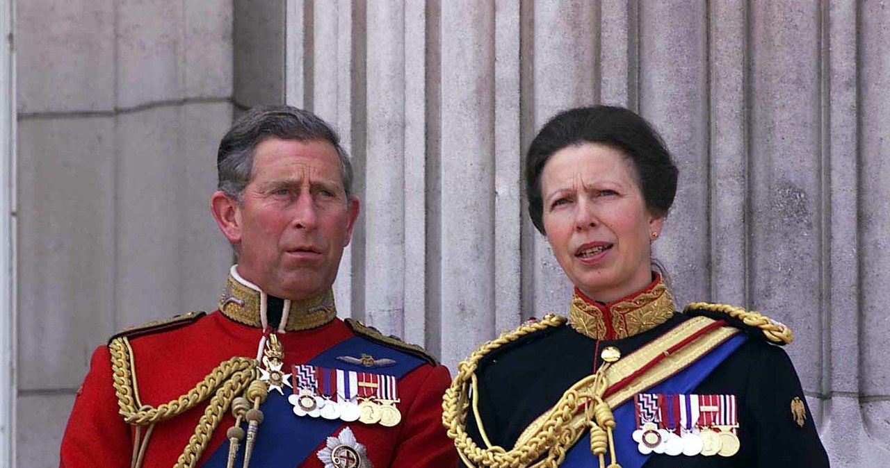 Karol III i księzniczka Anna w 2000 roku /Ken Goff /Getty Images