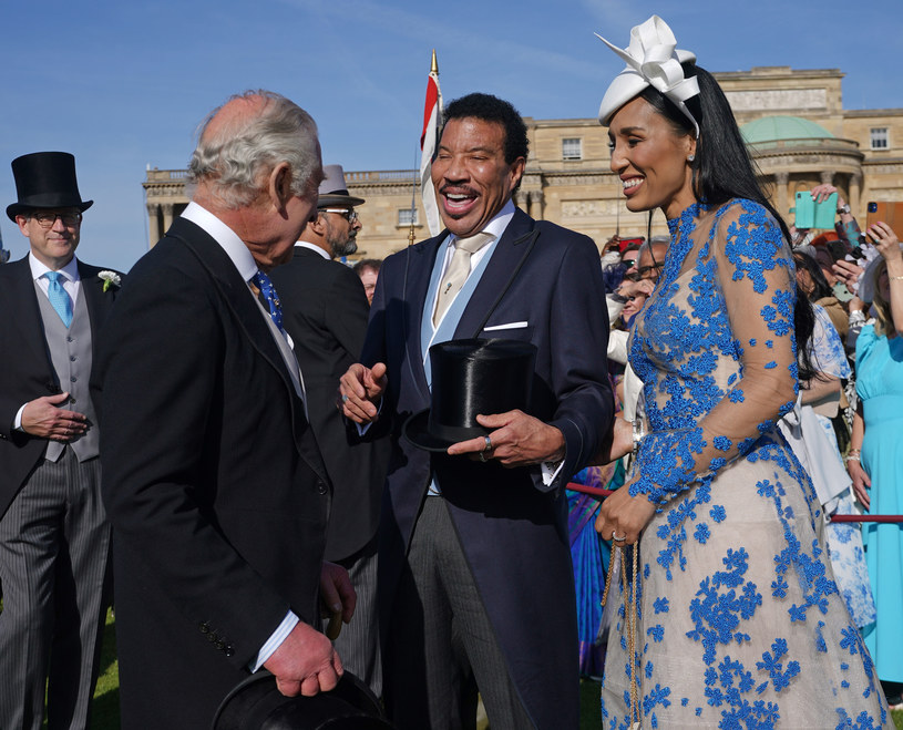 Karol III i Lionel Richie wraz z partnerką Lisą Parigi /WPA Pool /Getty Images