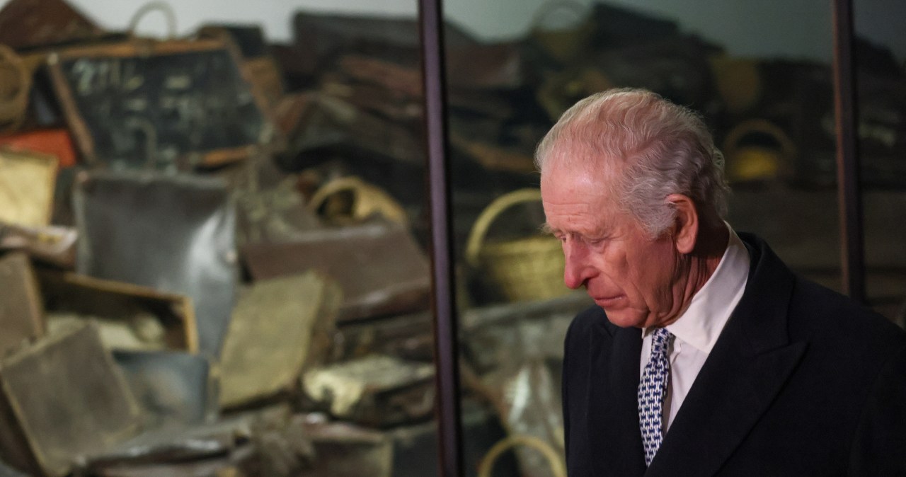 Karol III uczcił w Auschwitz pamięć ofiar Holokaustu
