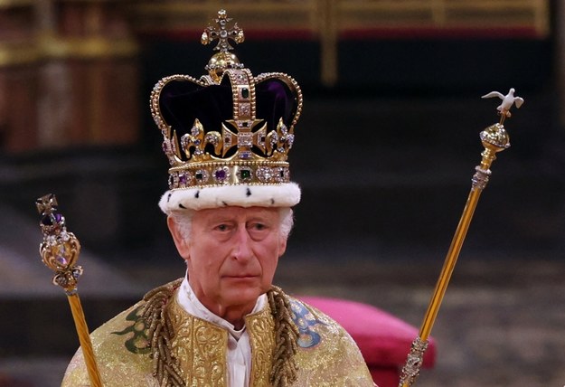 Karol III w czasie koronacji /RICHARD POHLE/AFP /East News