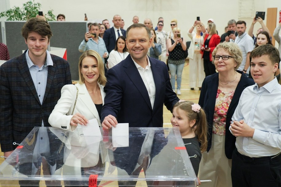 Karol Nawrocki podczas głosowania /Paweł Supernak /PAP