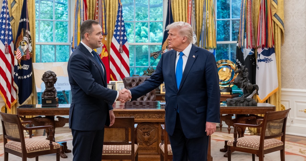 Karol Nawrocki podkreśla, że decyzja USA o wycofaniu restrykcji na eksport zaawansowanych chipów do Polski do efekt jego rozmów w Białym Domu /White House / X /materiały prasowe