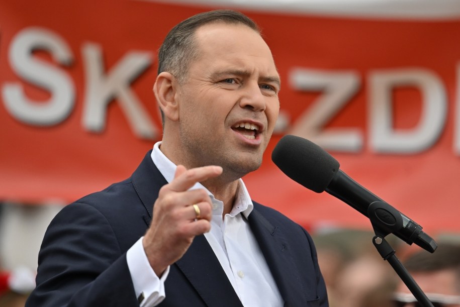 Karol Nawrocki zapowiadał oddanie kawalerki na cele charytatywne. Do kogo trafi mieszkanie? /Piotr Polak /PAP