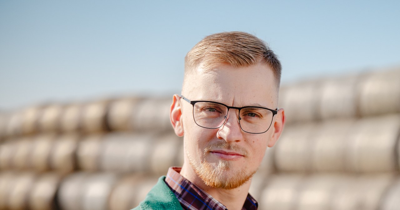 Karol z "Rolnik szuka żony 13" /Piotr Matey/TVP /materiały prasowe