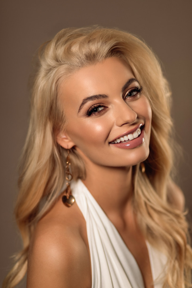 Karolina Bielawska - polska kandydatka do tytułu Miss World 2021 /Andrzej Hulimka  /materiał zewnętrzny