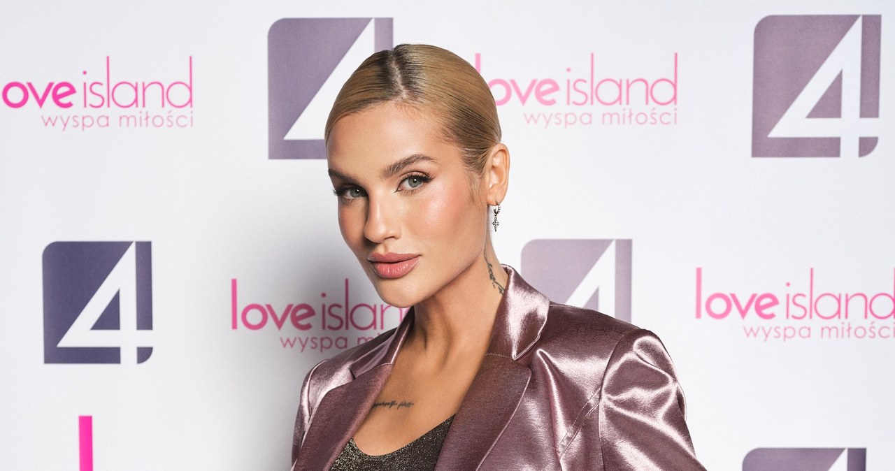 Karolina Gilon - prowadząca "Love Island. Wyspa miłości" /Polsat