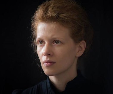 Karolina Gruszka jako Skłodowska-Curie