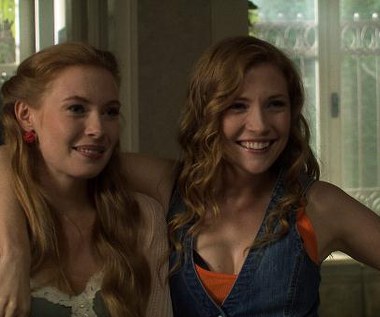 Karolina i Paulina Chapko w filmie "Oszukane"