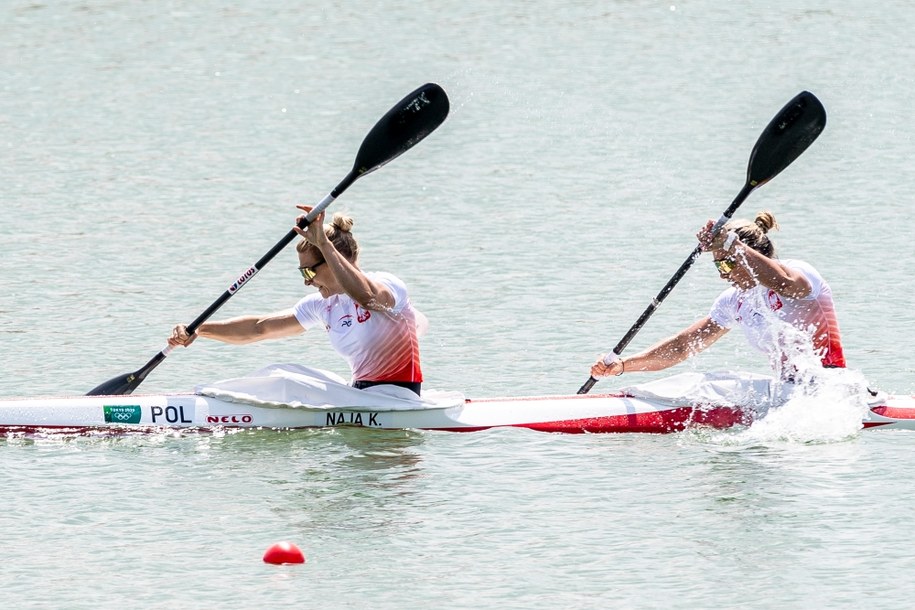 Karolina Naja i Anna Puławska /	Ondrej Hajek /PAP/EPA