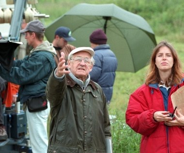 Karolina Wajda towarzyszyła również ojcu w charakterze asystentki przy pracy nad ekranizacją "Pana Tadeusza" (1999) oraz podczas realizacji spektaklu telewizyjnego "Bigda idzie!" (1999).