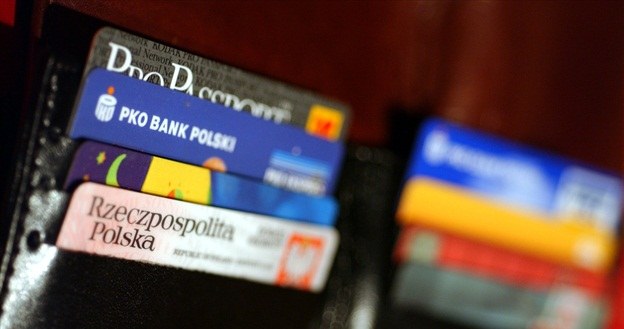 Karta kredytowa jest przydatna w podróży /&copy; Bauer