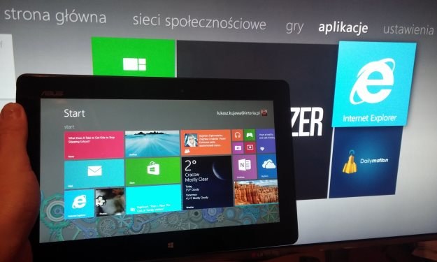 Karta pre-paid pozwala zasilić jedno, uniwersalne konto Microsoft Account. Dzięki temu użytkownicy mogą dokonywać zakupów w trzech sklepach z grami i aplikacjami: Windows, Windows Phone i Xbox Games /INTERIA.PL