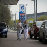 wysokie ceny paliw Kartki na benzynę w Rosji. W tle brak paliw i wzrost cen